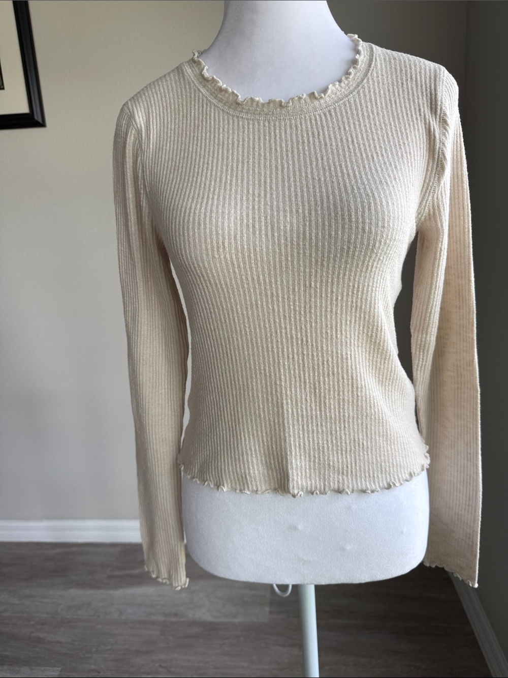 Abercrombie & Fitch Cream Ribbed Lettuce-Edge Long Sleeve Top